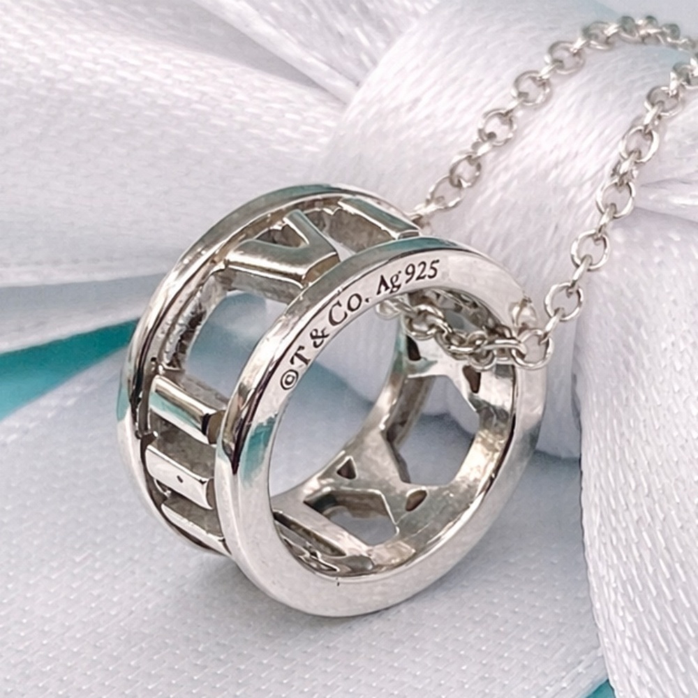 Tiffany & Co Atlas Circle Necklace Sterling Silver 925 16” Retired w/ Box nice